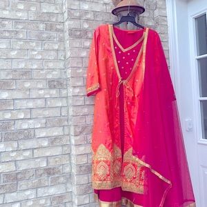 3Pc Indian ethnic Churidar kurta set embroidered M